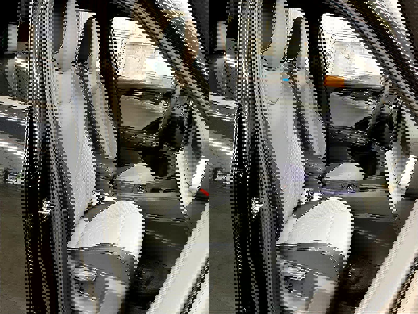 New 2026 Volkswagen Tiguan SE R-Line image 31