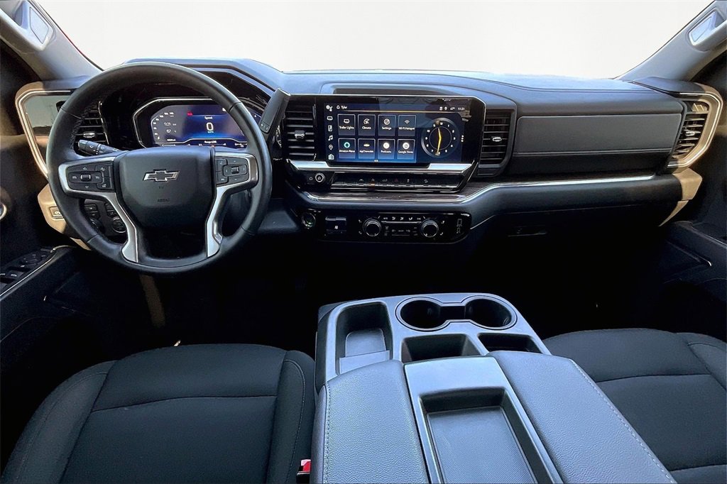 Used 2023 Chevrolet Silverado 1500 LT Trail Boss image 9
