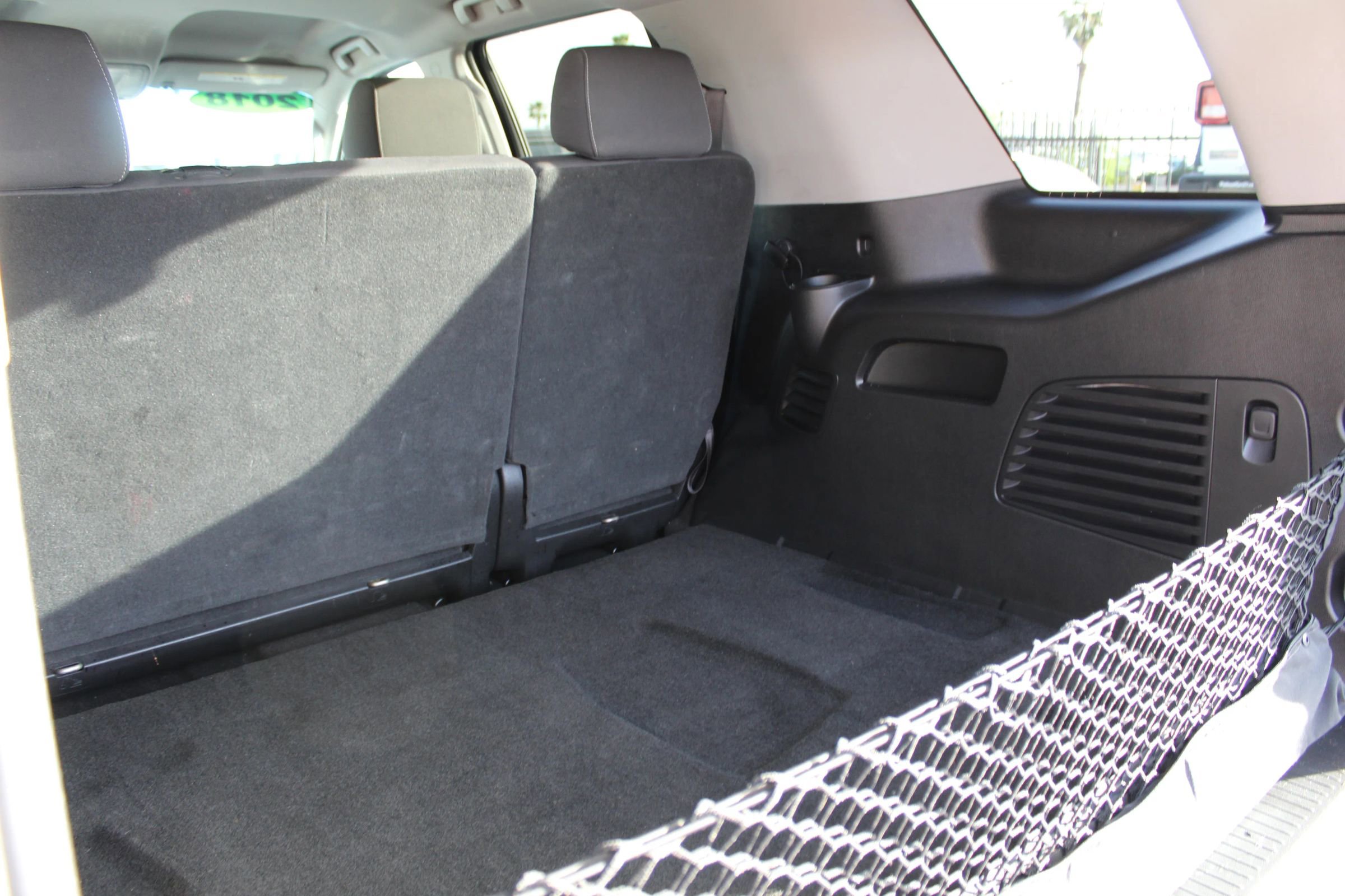 Used 2018 Chevrolet Tahoe LS RWD image 10