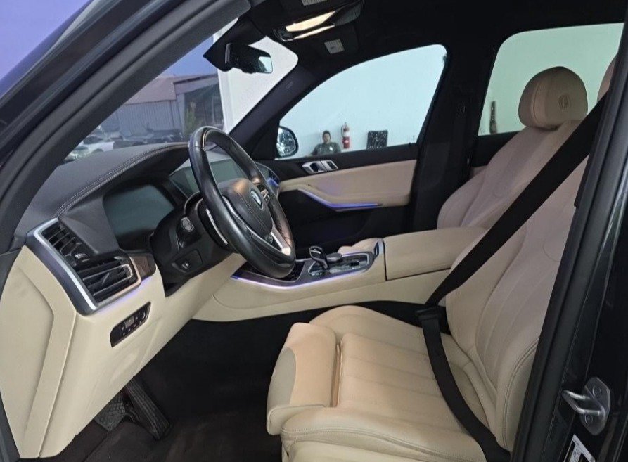 Used 2022 BMW X5 sDrive40i w/ Premium Package RWD image 7