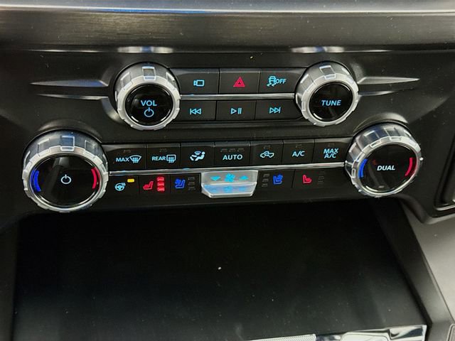 New 2026 Ford F250 Lariat w/ Chrome Package image 19