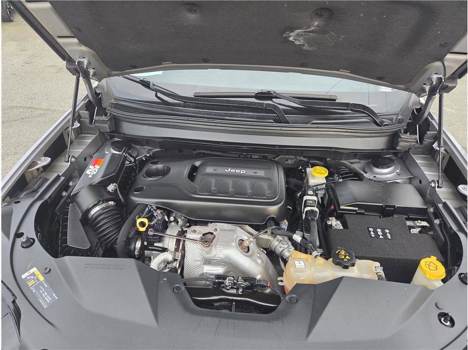 Used 2019 Jeep Cherokee Trailhawk image 35