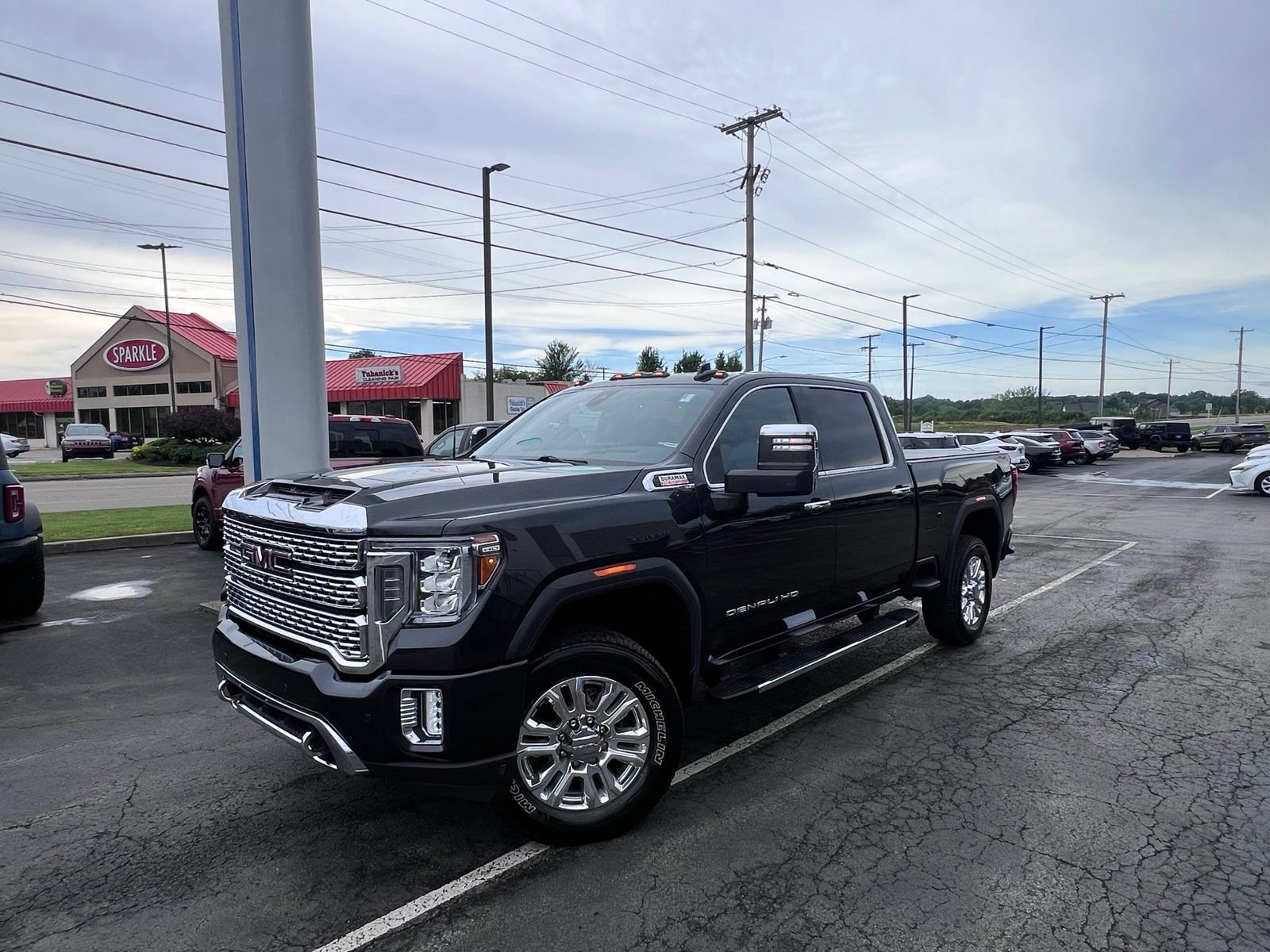 Used 2020 GMC Sierra 2500 Denali w/ Denali Ultimate Package AWD/4WD image 17