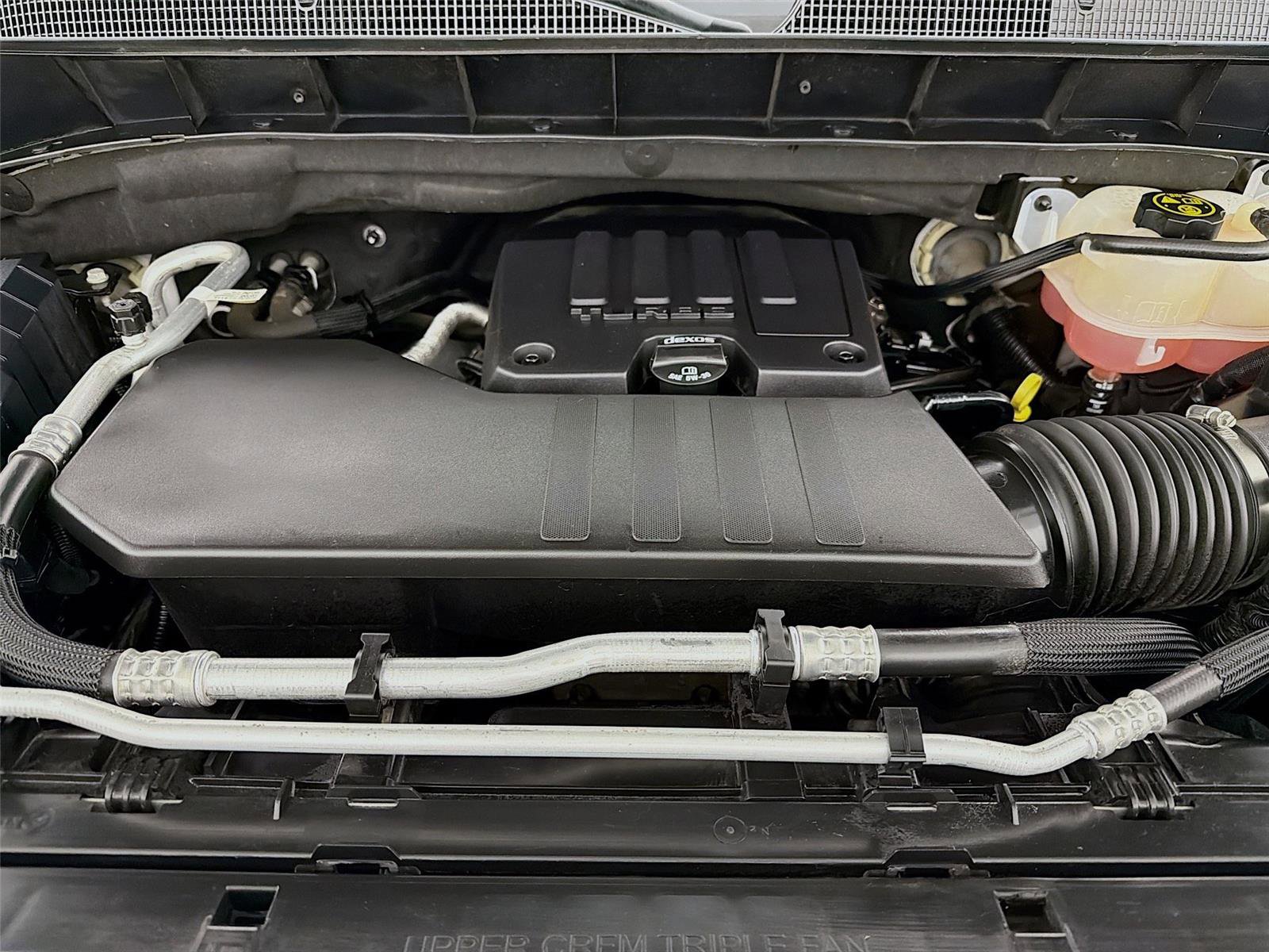 Used 2022 Chevrolet Silverado 1500 LT AWD/4WD image 29