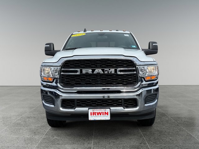 Used 2024 RAM 2500 Tradesman w/ Chrome Appearance Group image 8