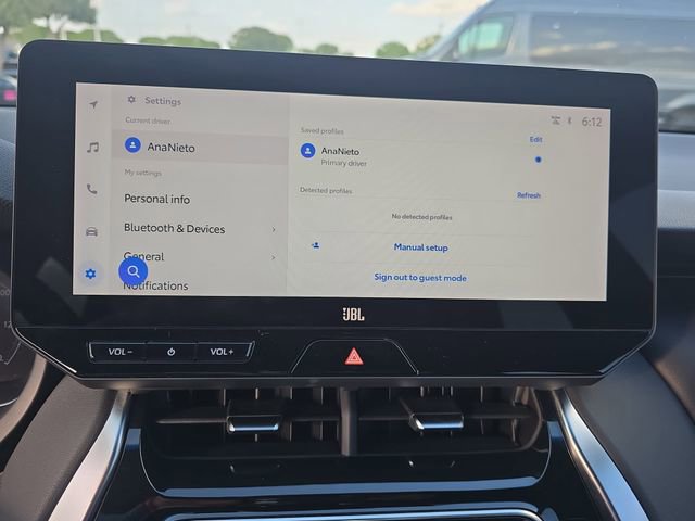 Used 2024 Toyota Venza Limited image 21