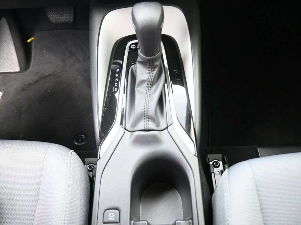 Used 2026 Toyota Corolla SE image 9
