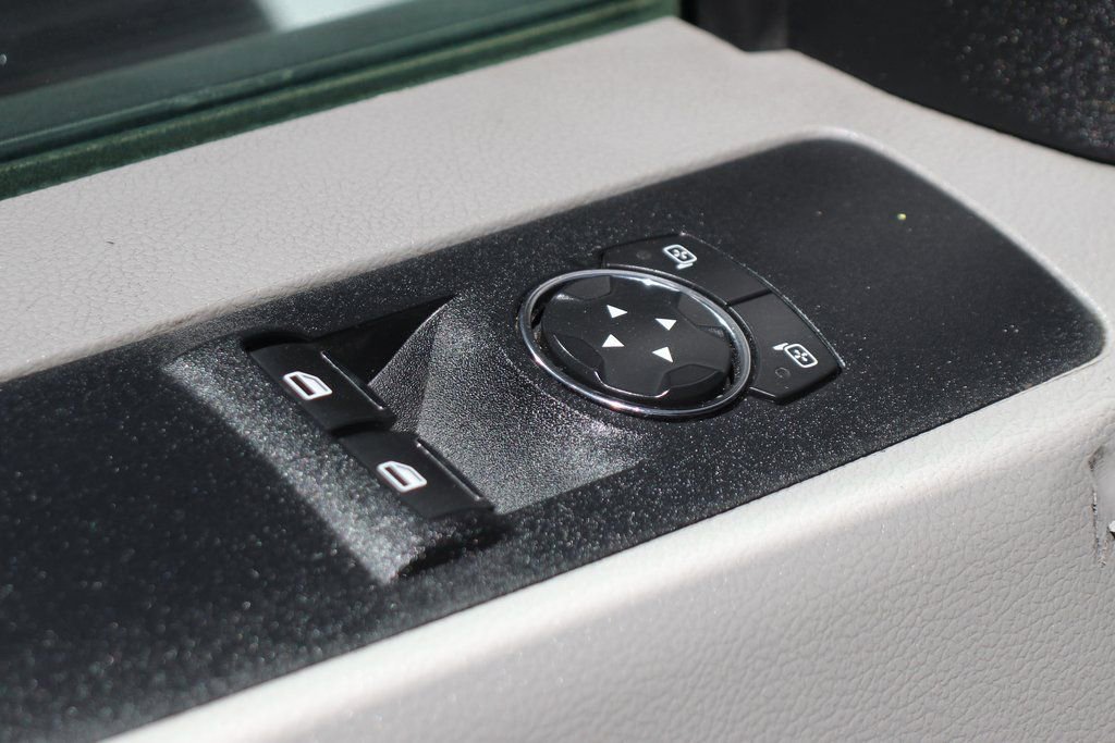 Used 2018 Ford F550 2WD Regular Cab Super Duty image 23