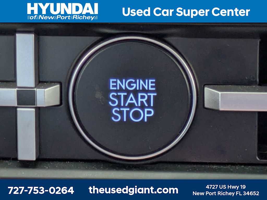 Used 2024 Hyundai Santa Fe SEL FWD image 41
