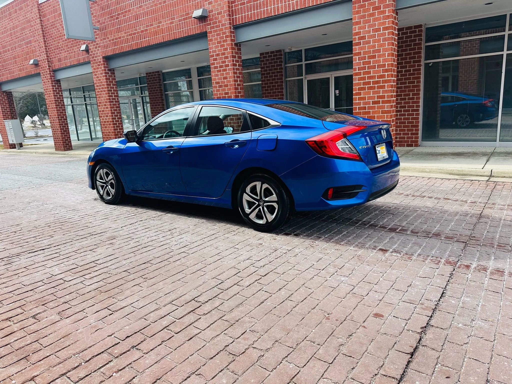 Used 2017 Honda Civic LX image 4