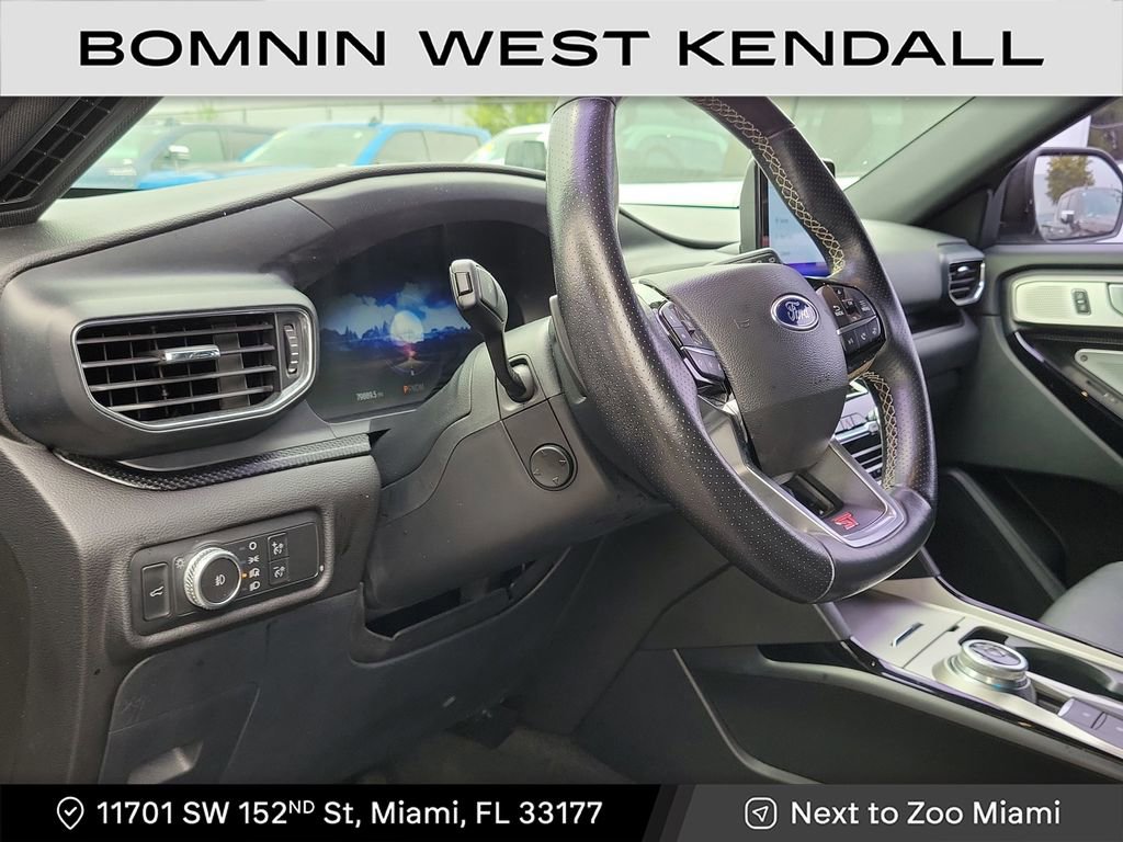 Used 2022 Ford Explorer ST w/ Equipment Group 401A image 7