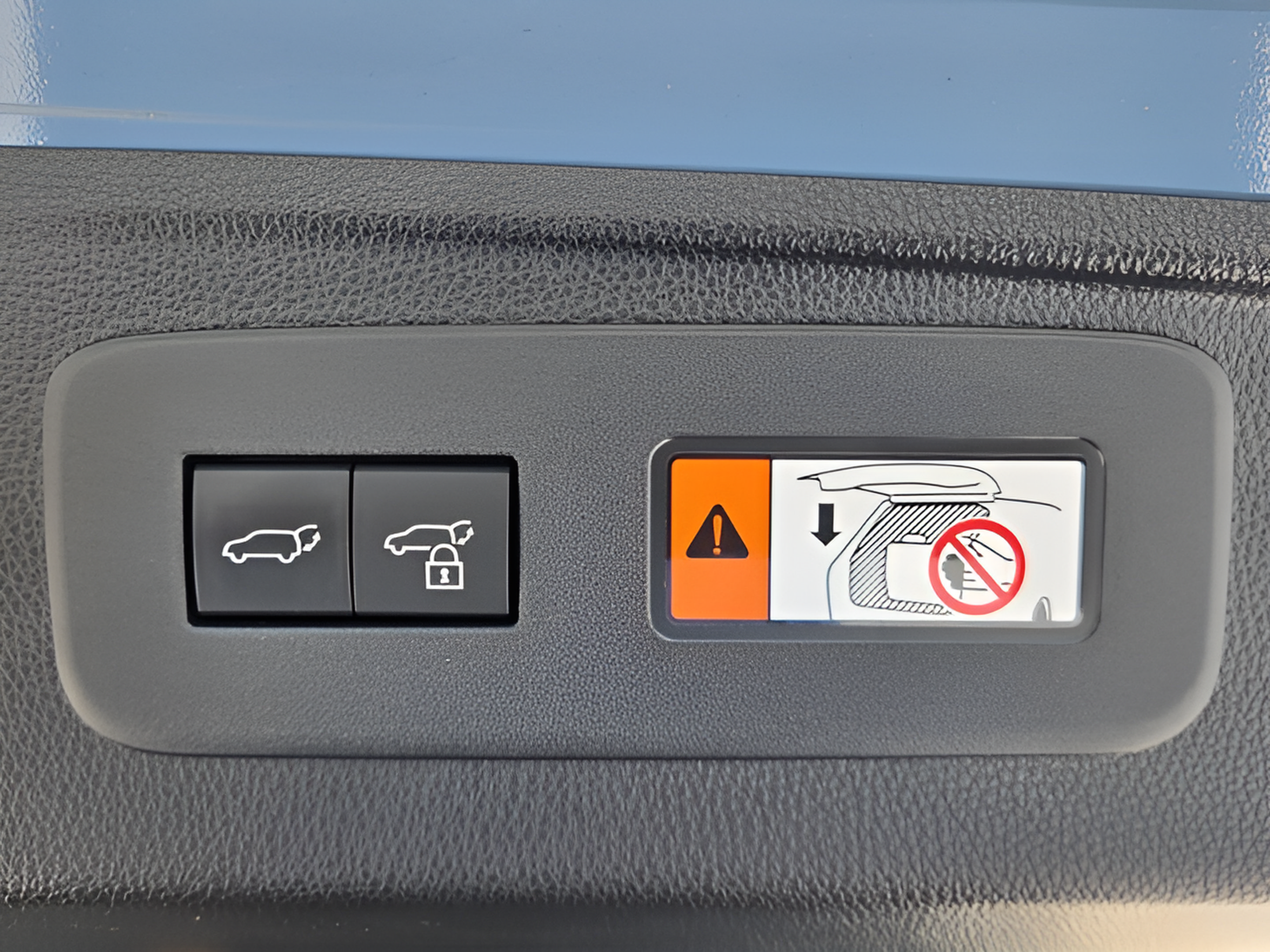 Used 2025 Toyota Land Cruiser w/ Premium Package AWD/4WD image 14