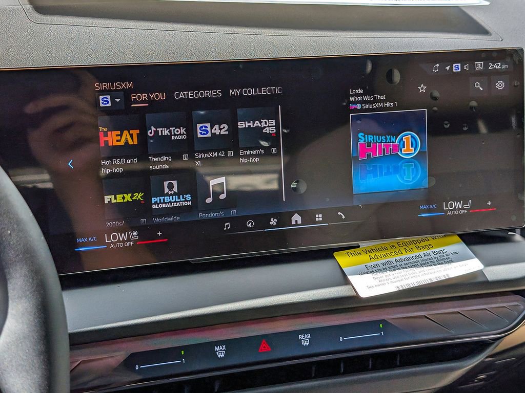 New 2025 BMW X3 xDrive30i w/ Convenience Package image 28