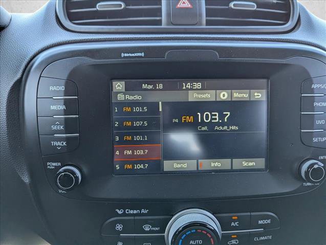 Used 2019 Kia Soul + image 14