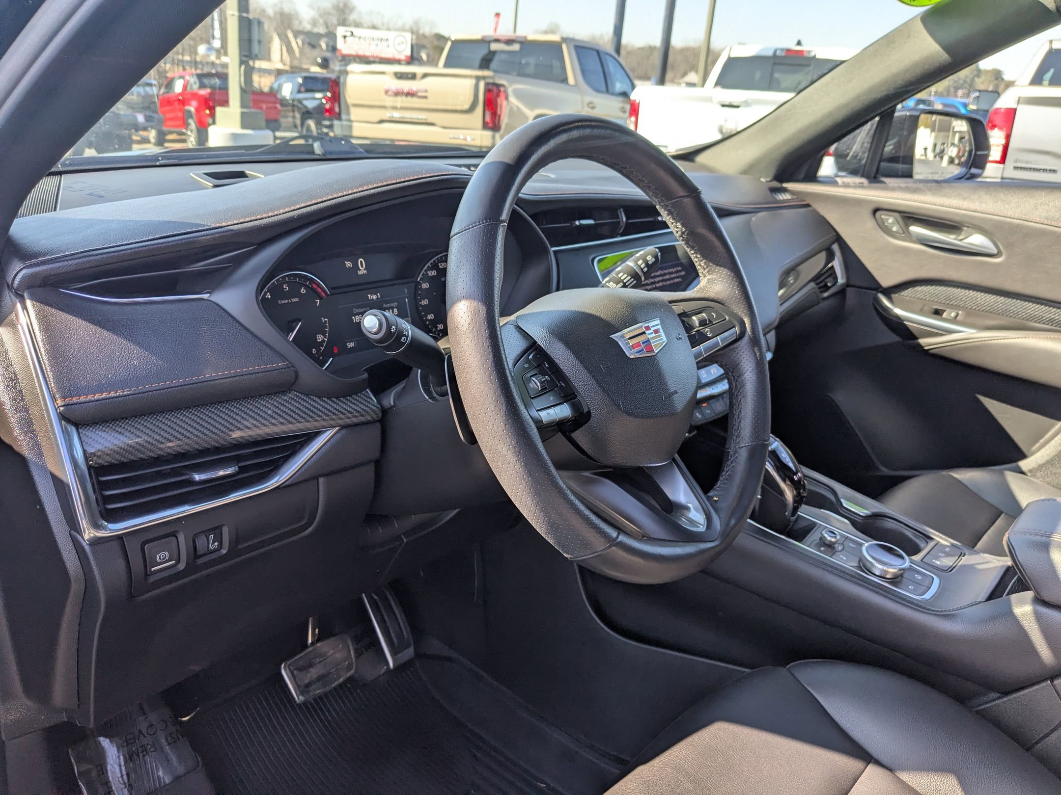 Used 2023 Cadillac XT4 Sport w/ Cold Weather Package image 13