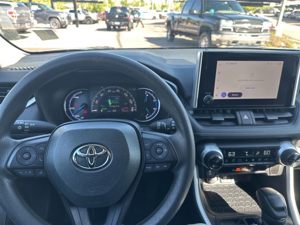 Used 2024 Toyota RAV4 XLE image 18