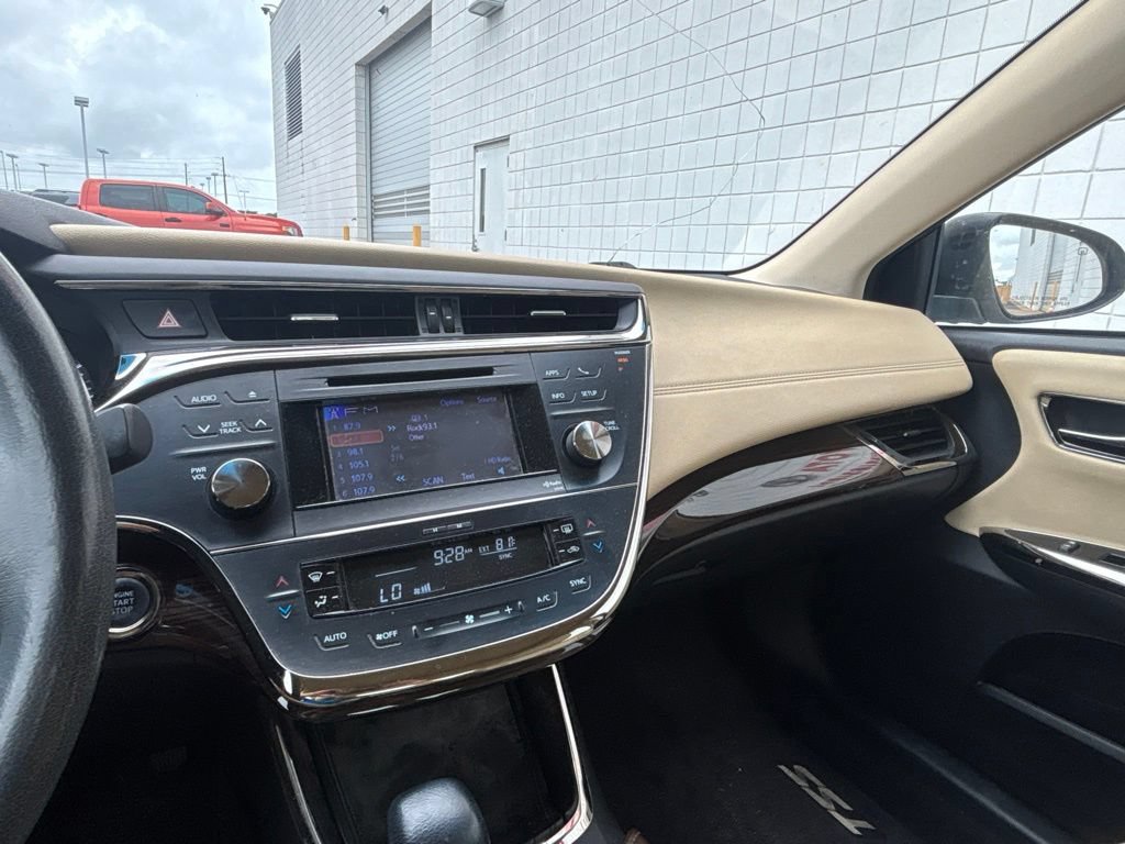 Used 2014 Toyota Avalon XLE Premium FWD image 16
