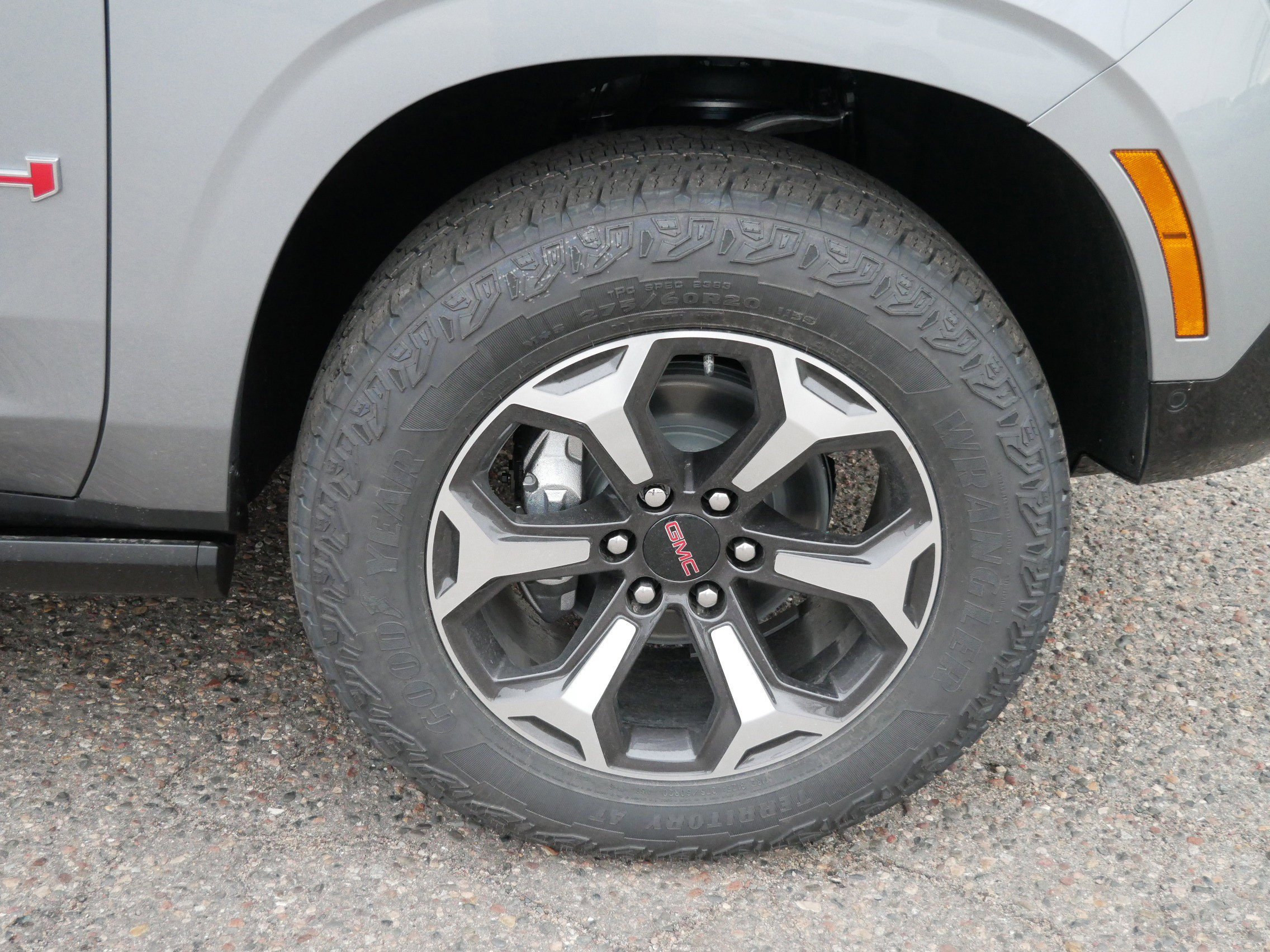 New 2026 GMC Yukon AT4 Ultimate AWD/4WD image 3