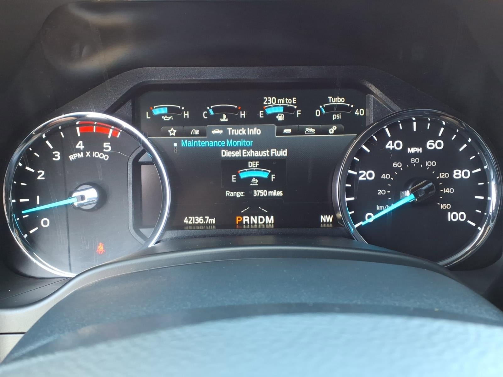 Used 2022 Ford F450 Platinum w/ FX4 Off-Road Package AWD/4WD image 32