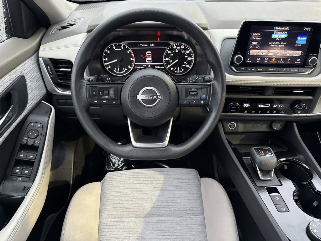 Used 2023 Nissan Rogue SV AWD/4WD image 13