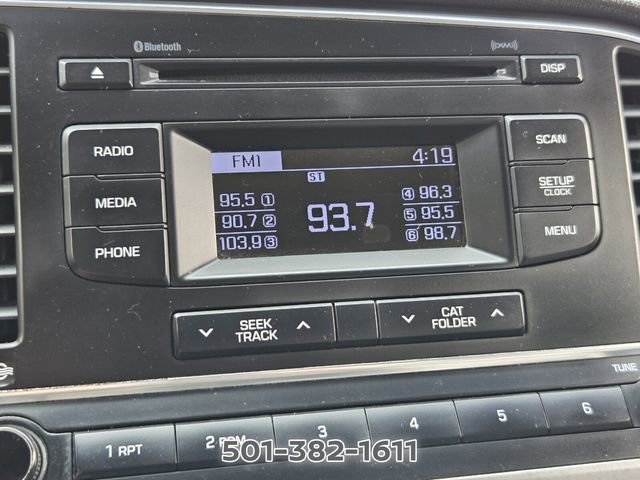 Used 2017 Hyundai Elantra SE FWD image 21