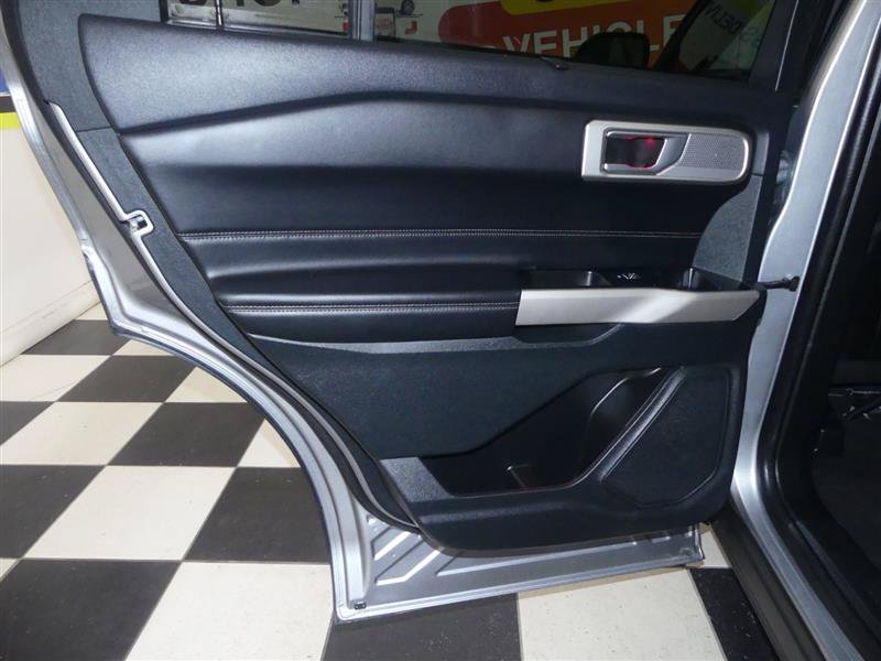 Used 2023 Ford Explorer Limited RWD image 27