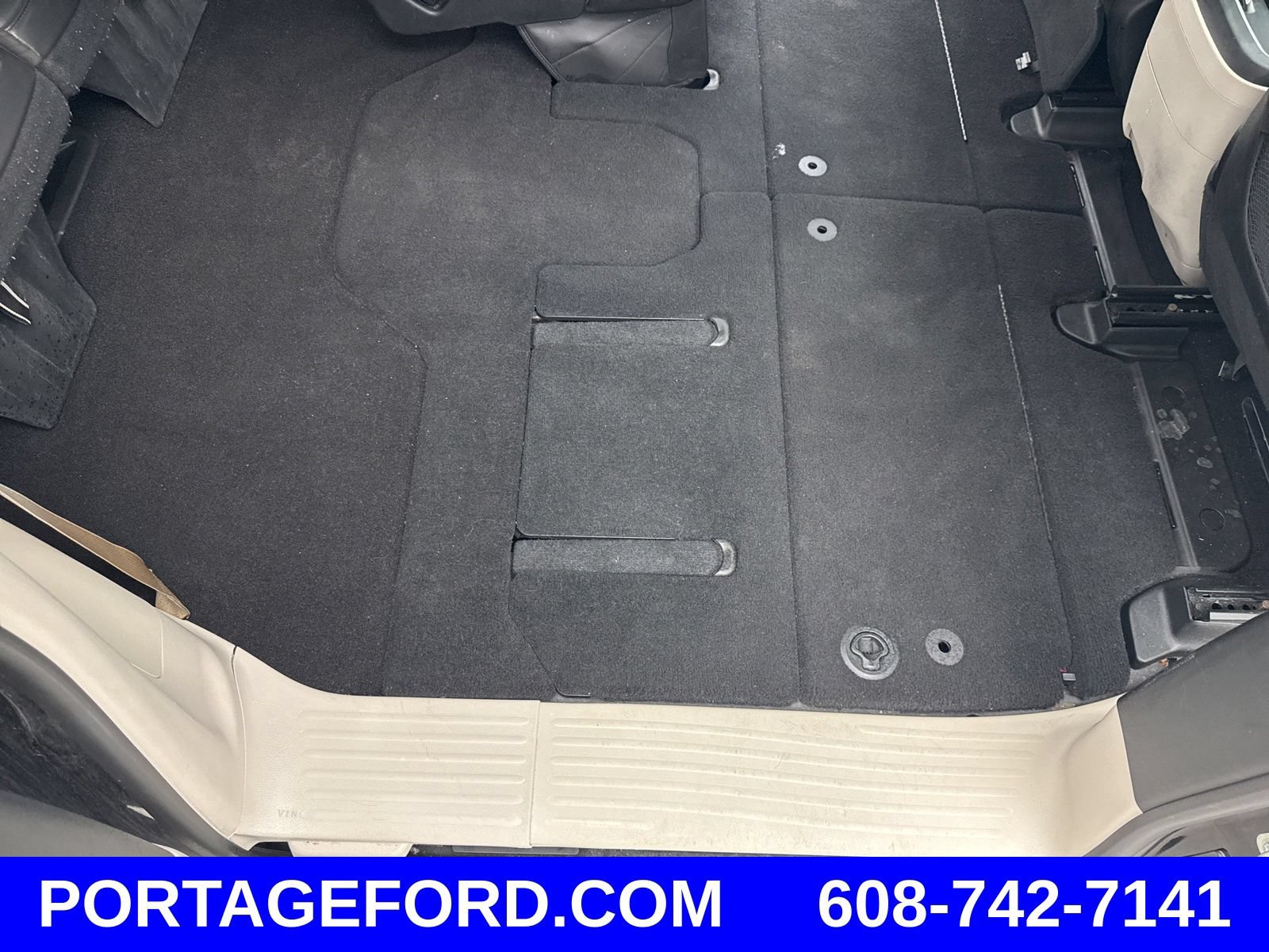 Used 2023 Chrysler Pacifica Touring-L FWD image 36