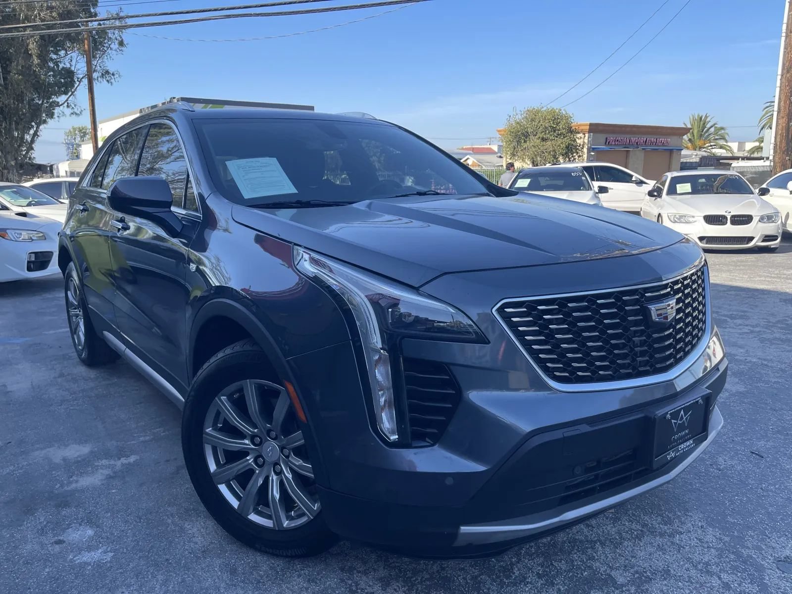Used 2019 Cadillac XT4 Premium Luxury w/ Cold Weather Package FWD image 3
