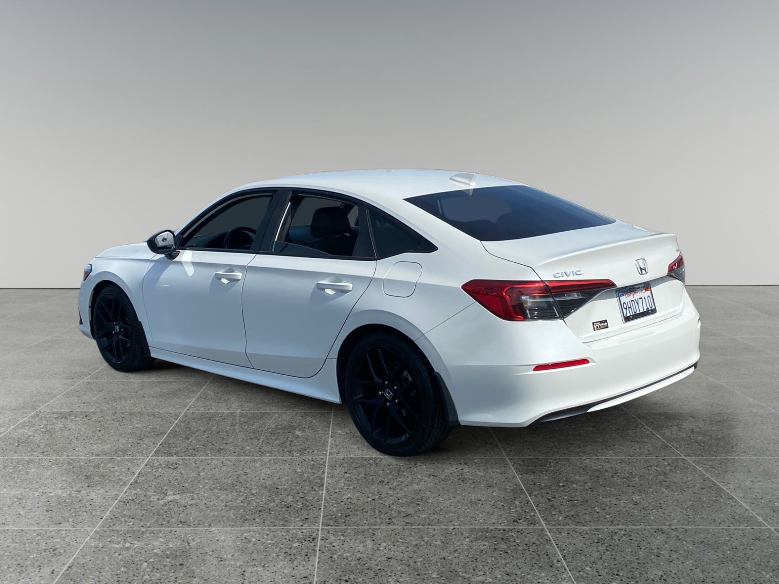 Used 2023 Honda Civic Sport image 3