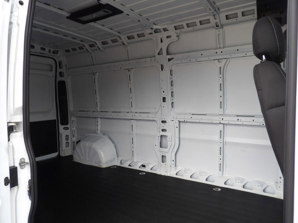 Used 2024 RAM ProMaster 2500 w/ Convenience Group FWD image 28