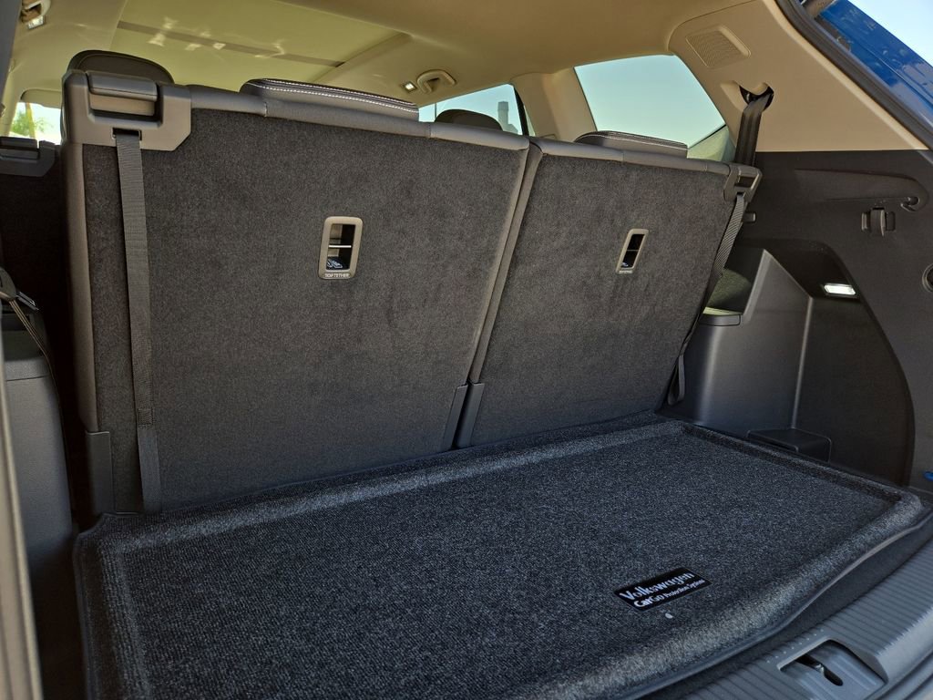 New 2025 Volkswagen Atlas SEL Premium R-Line image 14