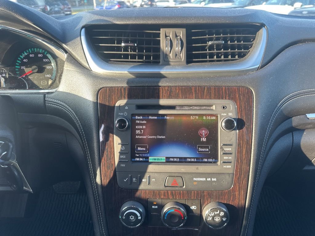 Used 2016 Chevrolet Traverse LT image 22