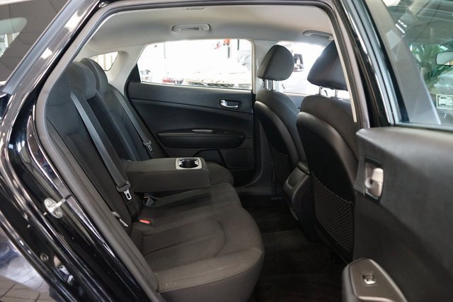 Used 2020 Kia Optima LX image 12