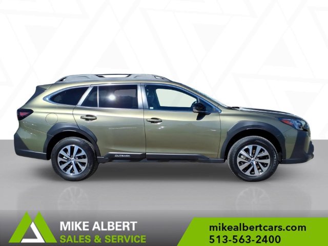 Used 2024 Subaru Outback Premium AWD/4WD image 8
