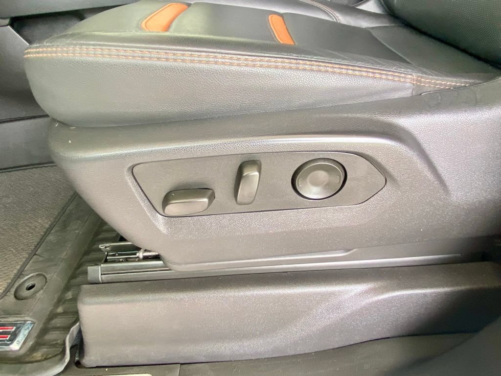 Used 2025 GMC Sierra 2500 AT4 AWD/4WD image 41