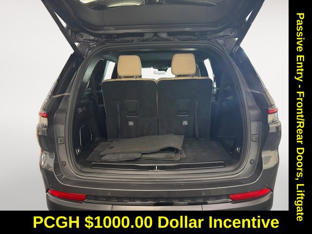 Used 2024 Jeep Grand Cherokee L Limited w/ Luxury Tech Group II image 13