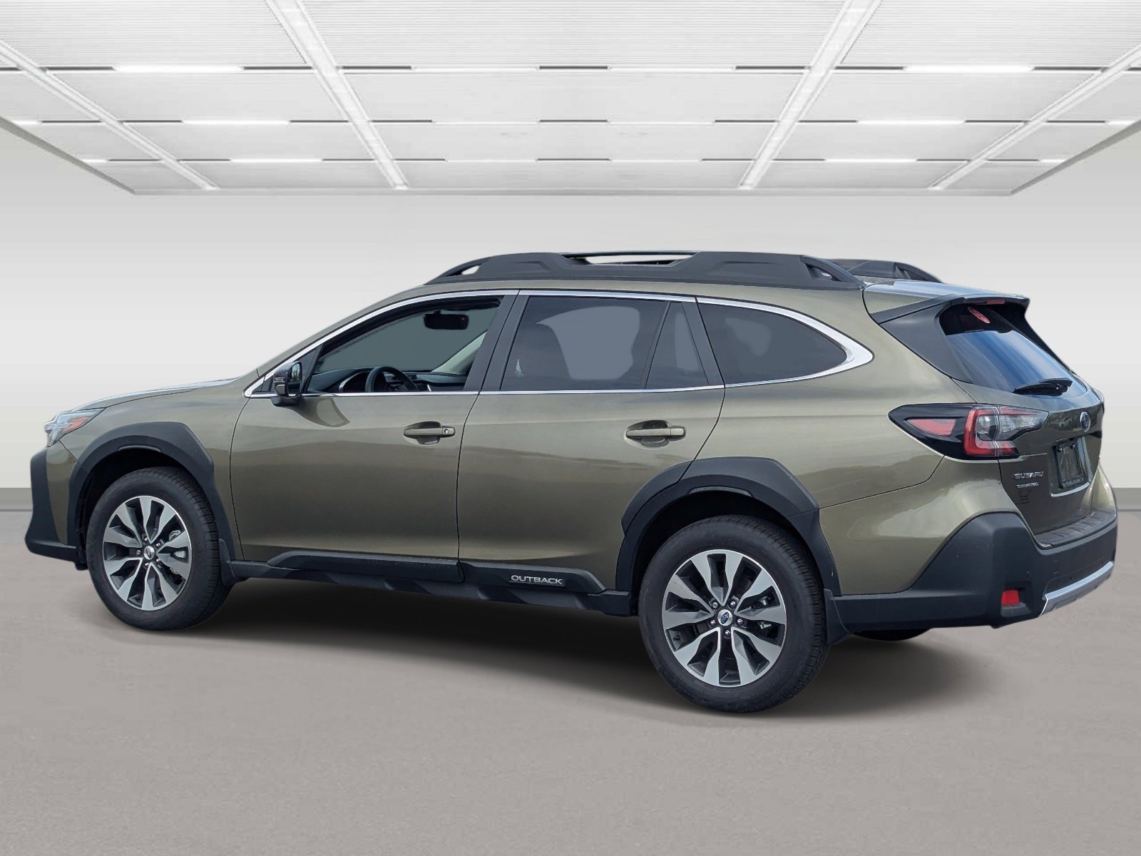 Certified 2025 Subaru Outback Limited AWD/4WD image 3