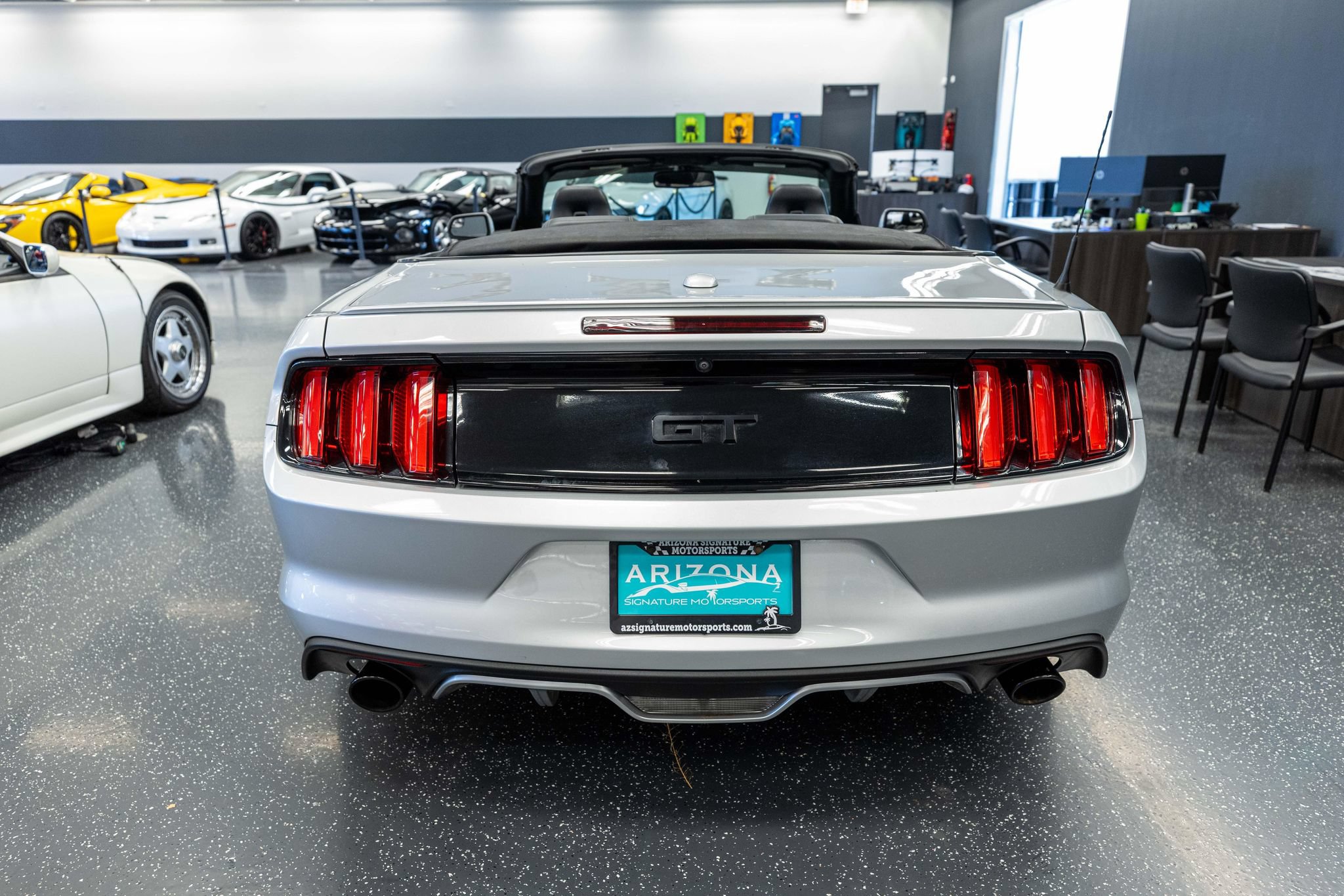 Used 2015 Ford Mustang GT Premium RWD image 7