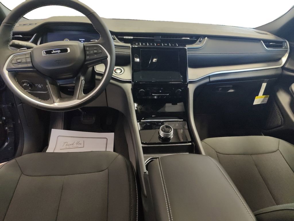 New 2025 Jeep Grand Cherokee L Laredo w/ Luxury Tech Group I image 12