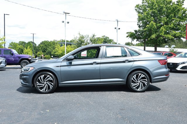 Used 2020 Volkswagen Jetta SEL Premium FWD image 9