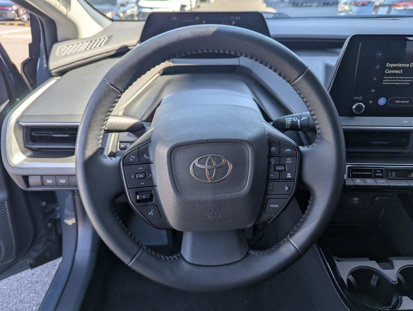 Used 2025 Toyota Prius LE FWD image 13