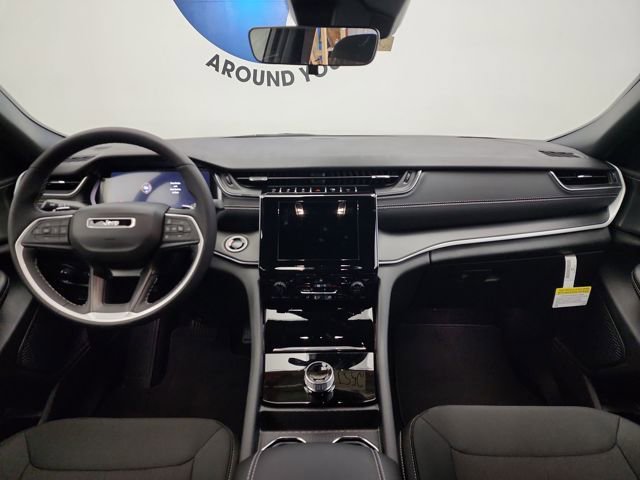 New 2025 Jeep Grand Cherokee L Laredo w/ Luxury Tech Group I image 19