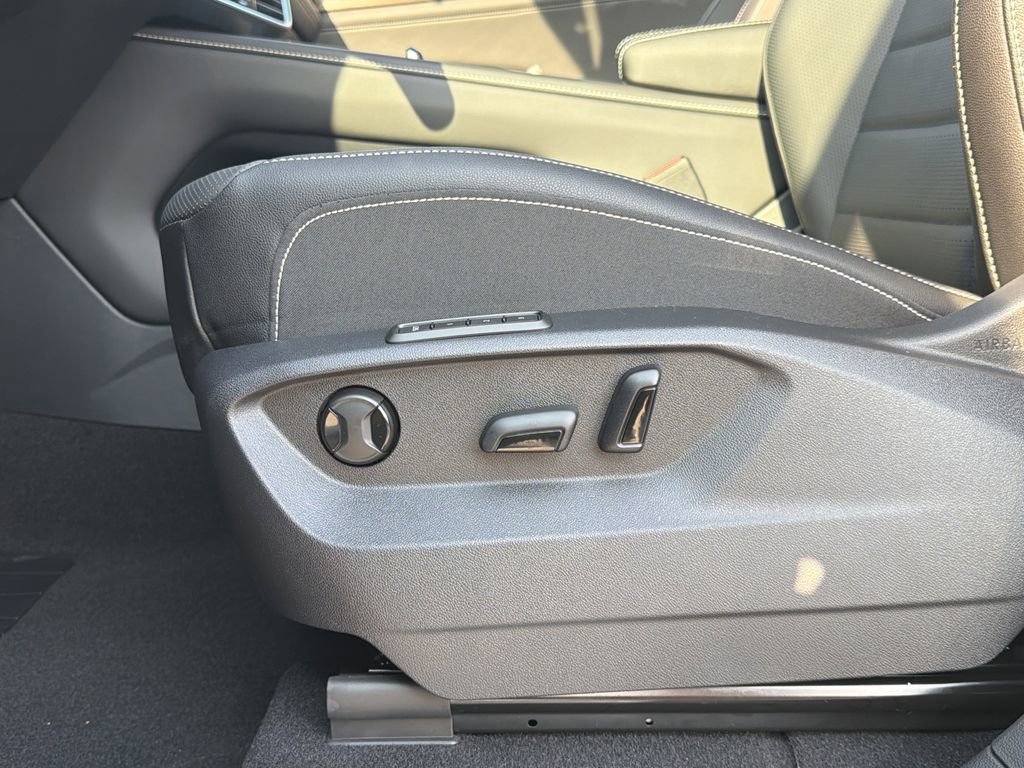 New 2026 Volkswagen Atlas SEL image 24