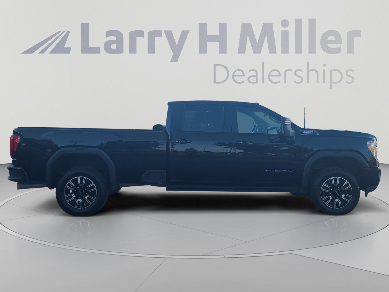 Certified 2023 GMC Sierra 3500 AT4 w/ AT4 Premium Plus Package AWD/4WD image 6