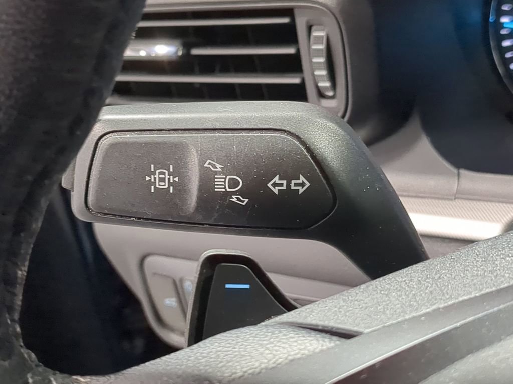 Used 2020 Ford Explorer XLT AWD/4WD image 30