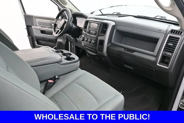Used 2017 RAM 1500 Express RWD image 28