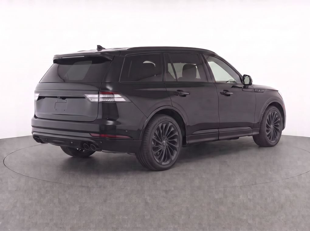 Used 2021 Lincoln Aviator Reserve w/ Equipment Group 210A AWD/4WD image 6