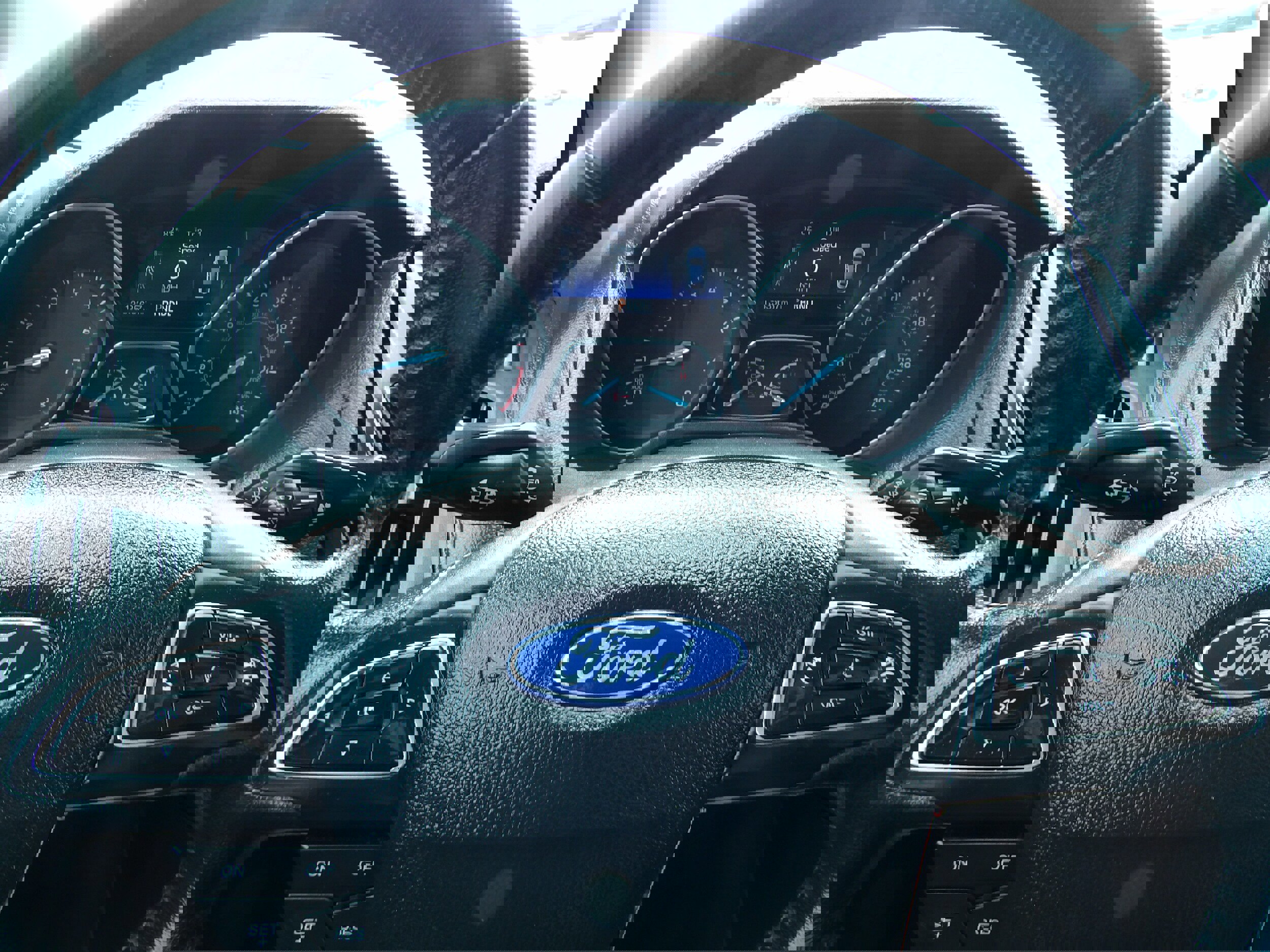 Used 2016 Ford Focus SE w/ SE Cold Weather Package image 12