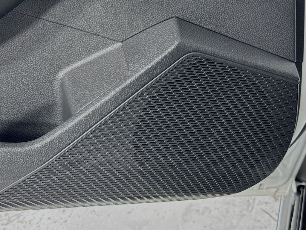 Used 2023 Honda Accord EX-L image 21