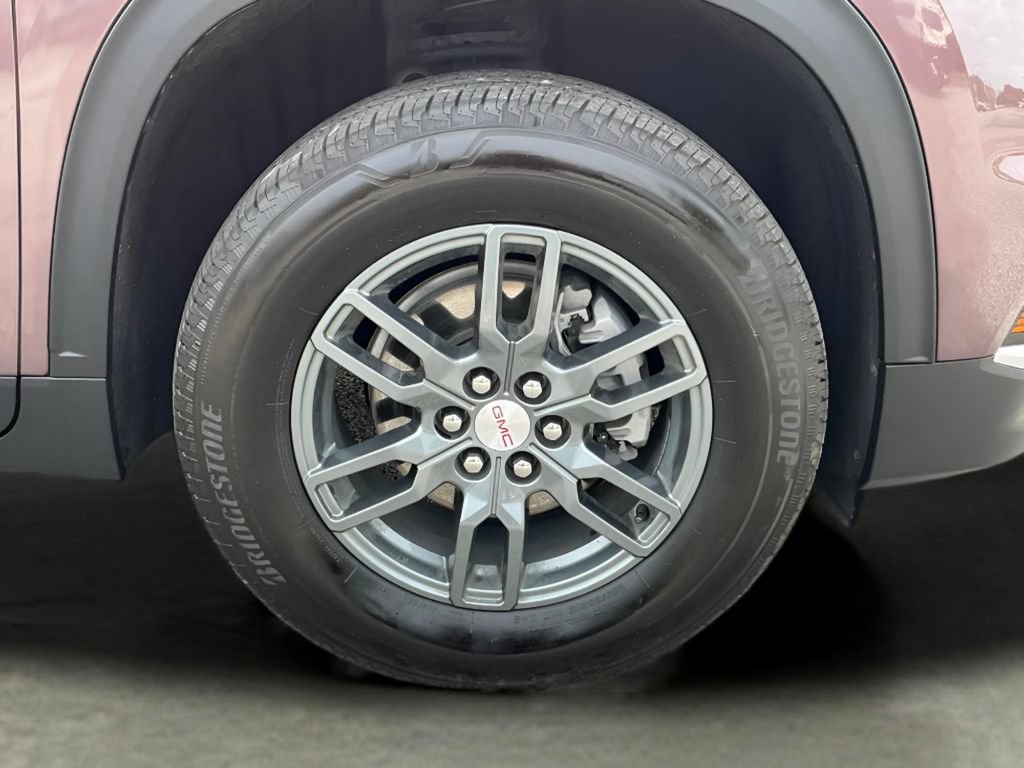 Used 2025 GMC Acadia Elevation FWD image 15
